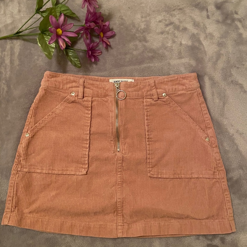 Almost Famous Womens Medium Peachy Ribbed Skirt